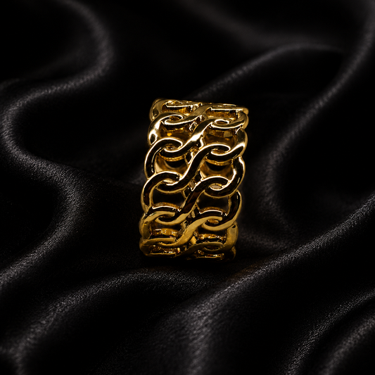Golden Link Ring