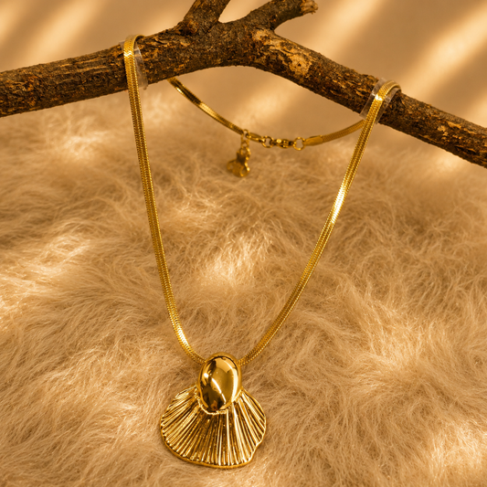 Golden Shell Elegance Set